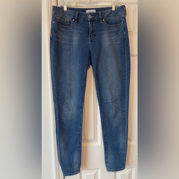 Women’s Yummie Medium Wash Jeans - Picture 1 of 5